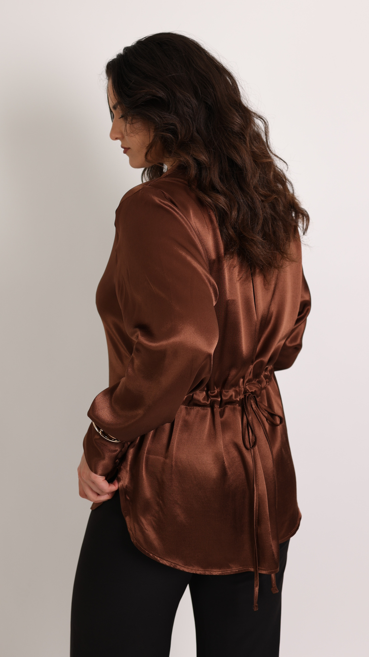CAMICIA IN RASO MARRONE