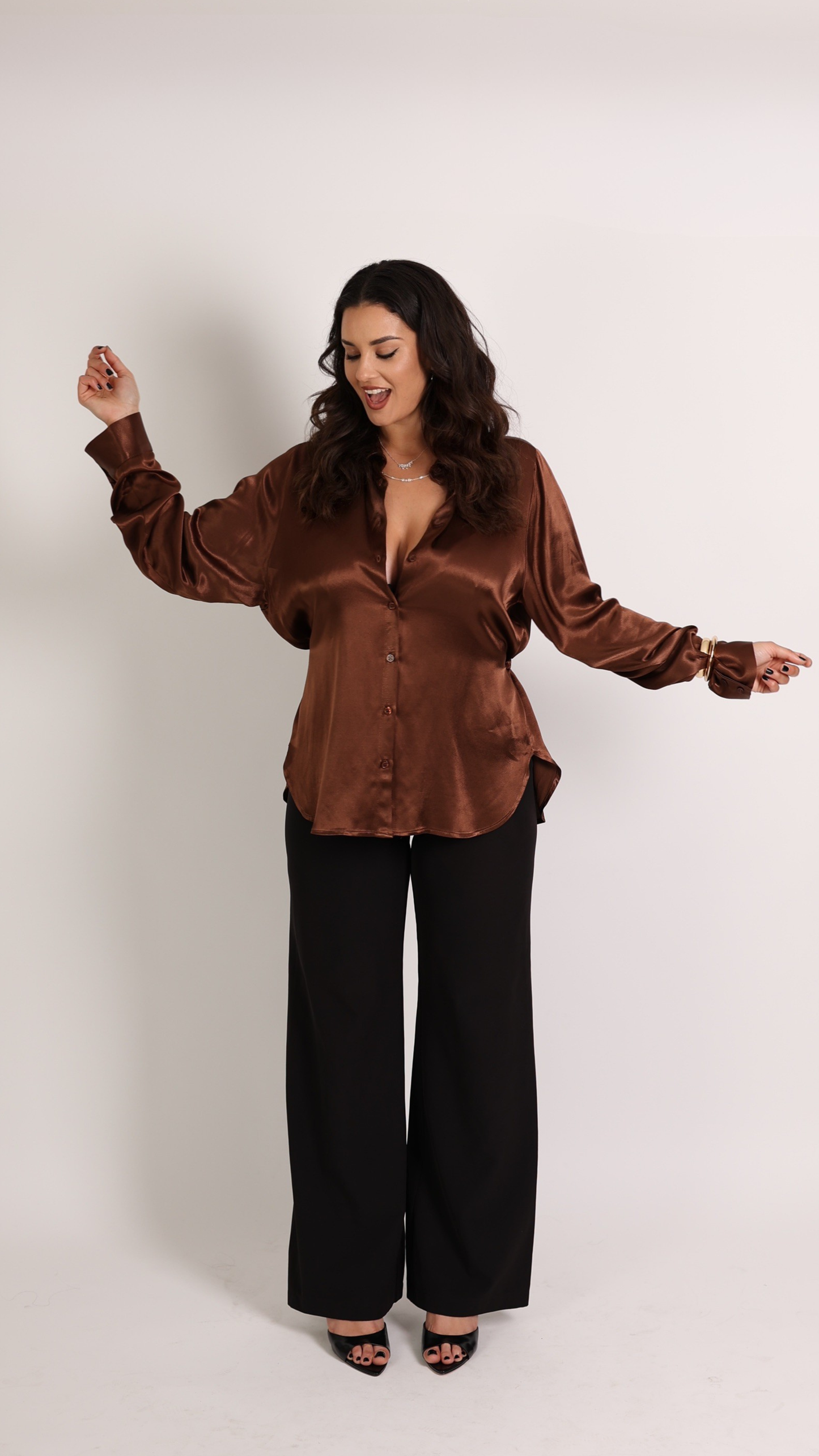 CAMICIA IN RASO MARRONE